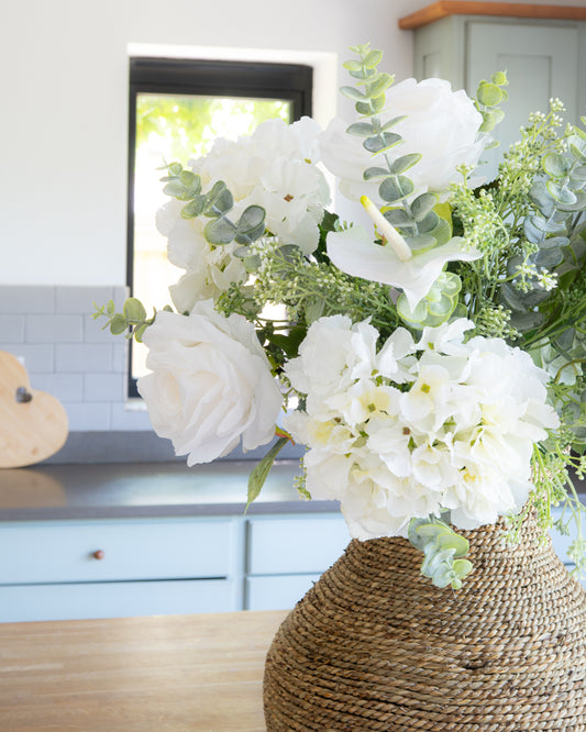 Luxury Rose & White Lily Bouquet