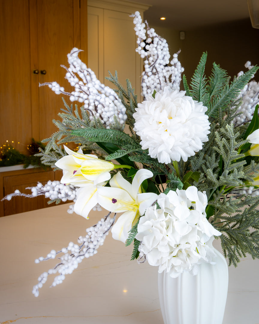 Winter Lily Bouquet