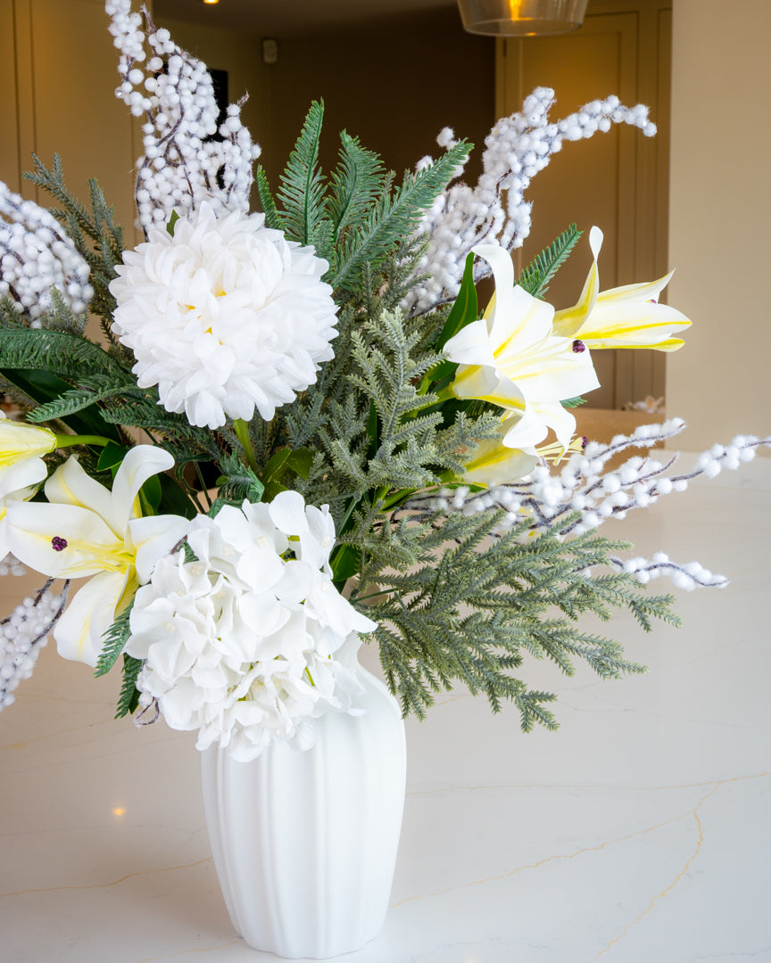 Winter Lily Bouquet