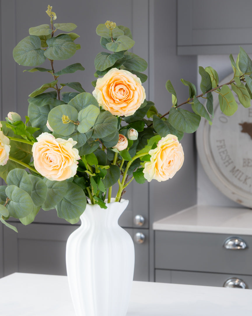 Real-Touch Ranunculus Stem - Apricot