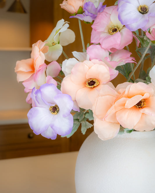 Butterfly Ranunculus Spray (4 colours)