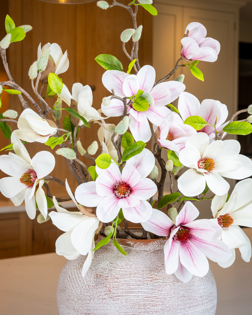 Magnolia Branch (2 colours)