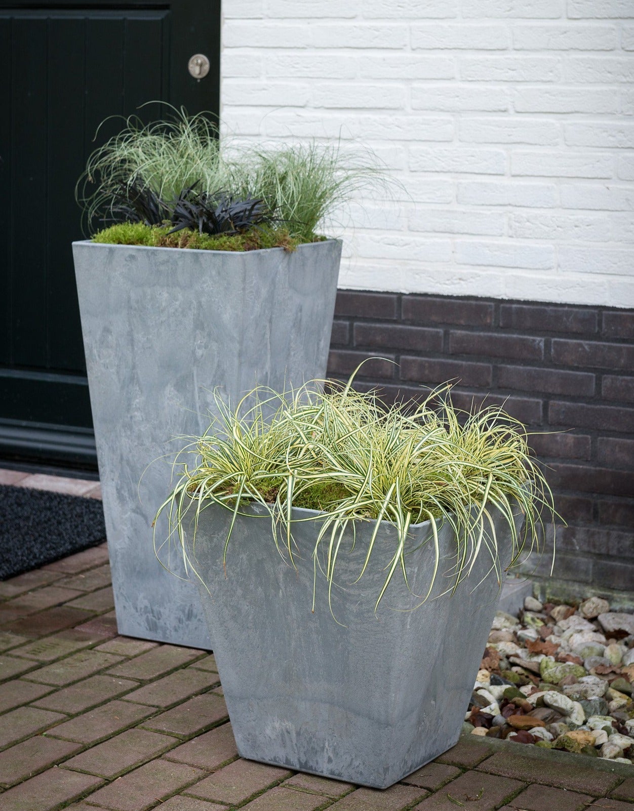 Buckingham Squat Planter Grey