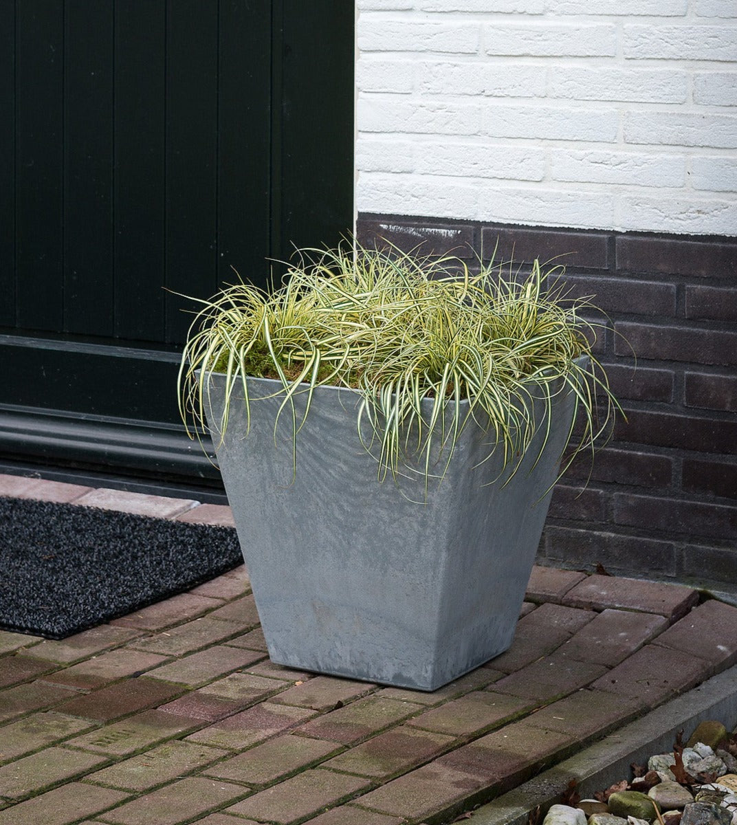 Buckingham Squat Planter Grey