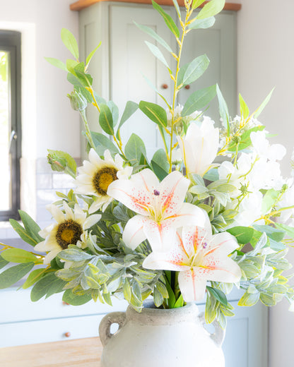 Summer Neutral Bouquet