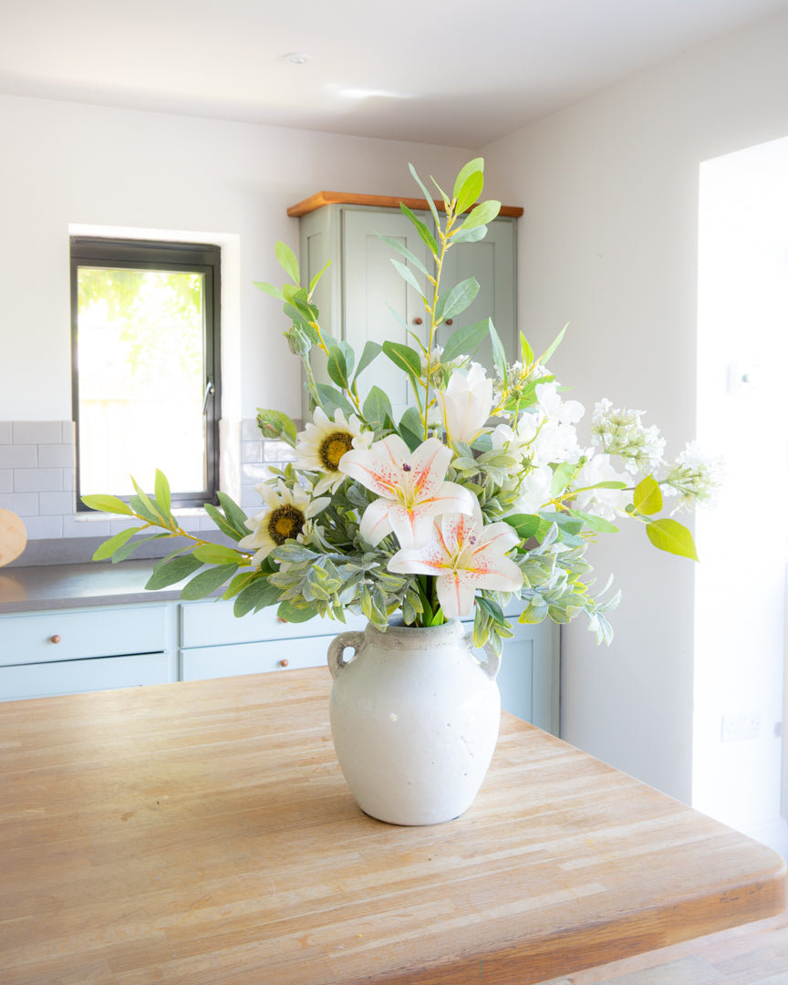 Summer Neutral Bouquet