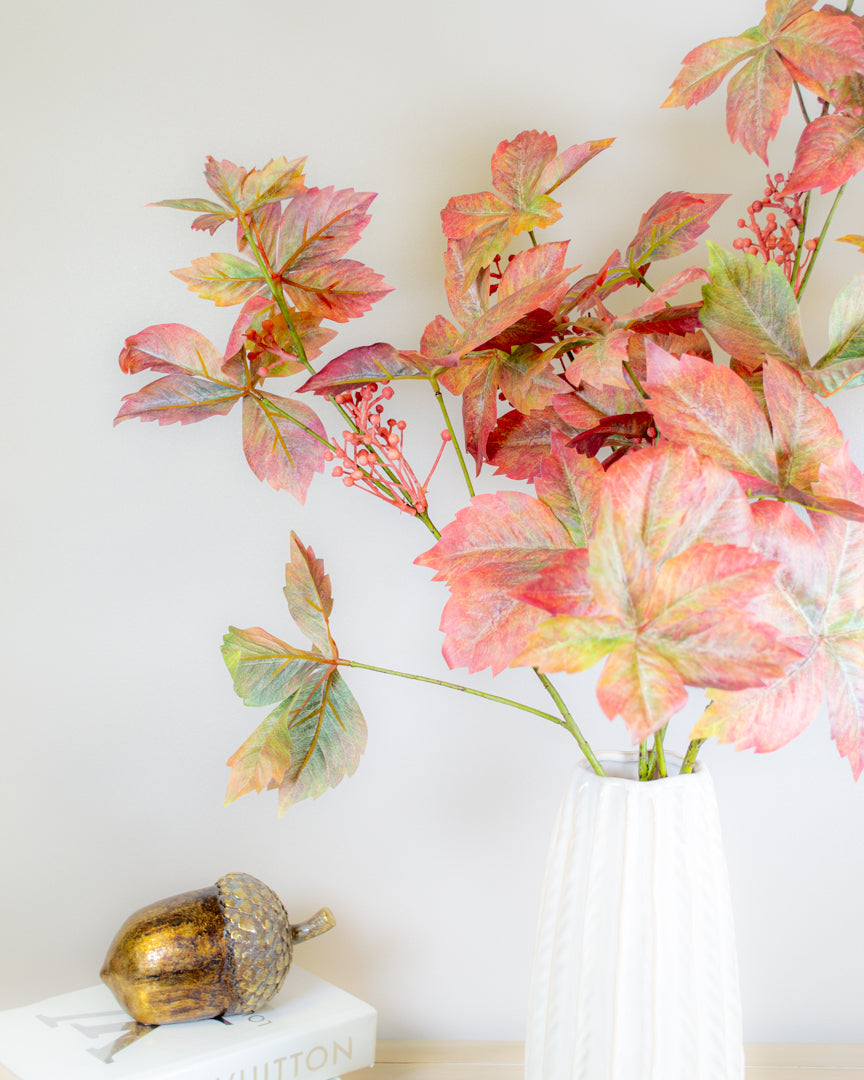 Large Leaf & Berry Spray