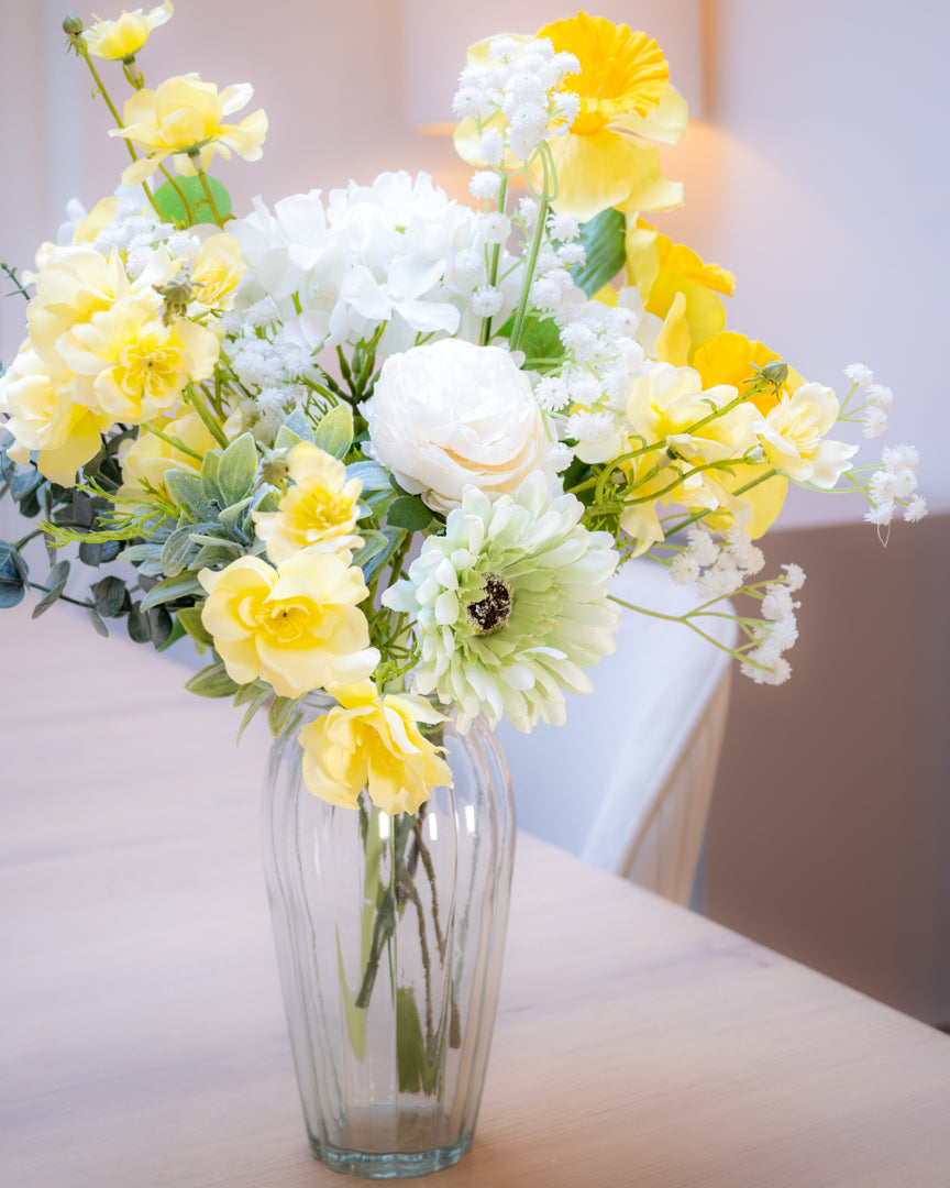 Letterbox Bouquet - Spring Yellows