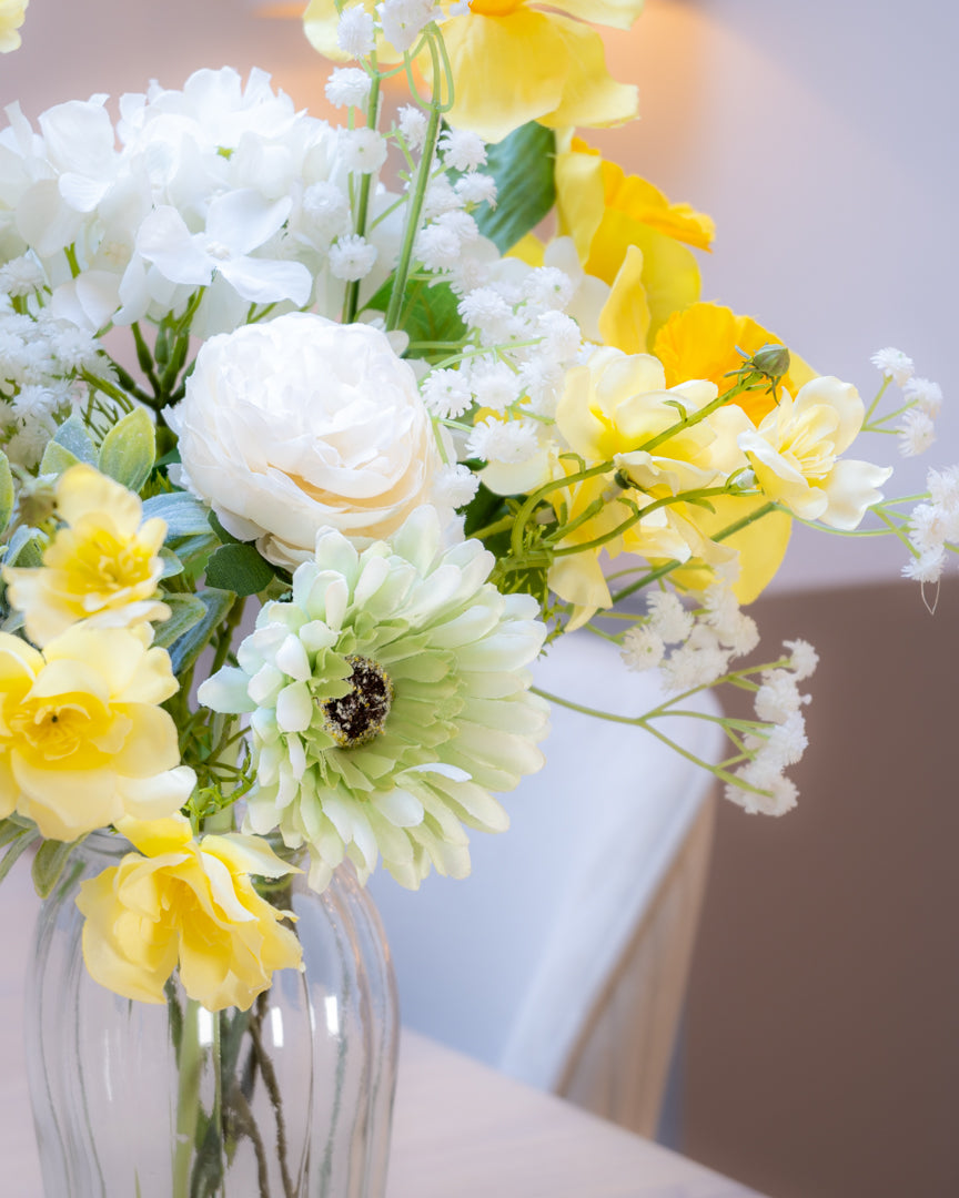 Letterbox Bouquet - Spring Yellows