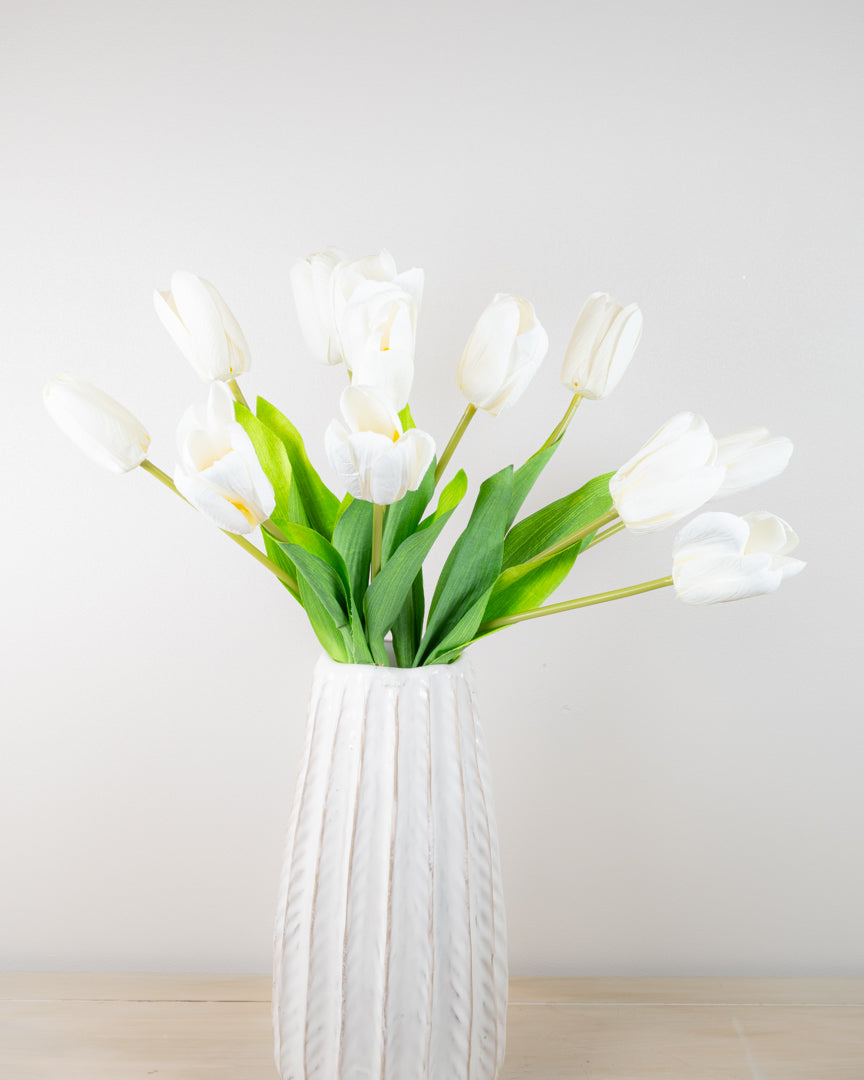 Small Handtie Tulip Bunch - Cream