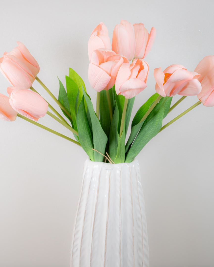 Small Handtie Tulip Bunch - Pink