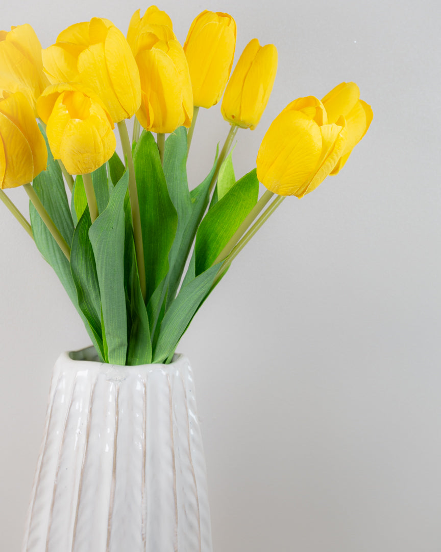 Small Handtie Tulip Bunch - Yellow