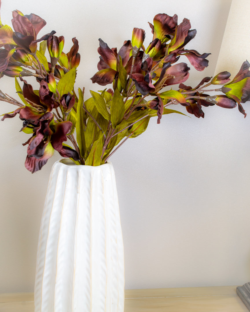 Chocolate Alstroemeria Lily Spray