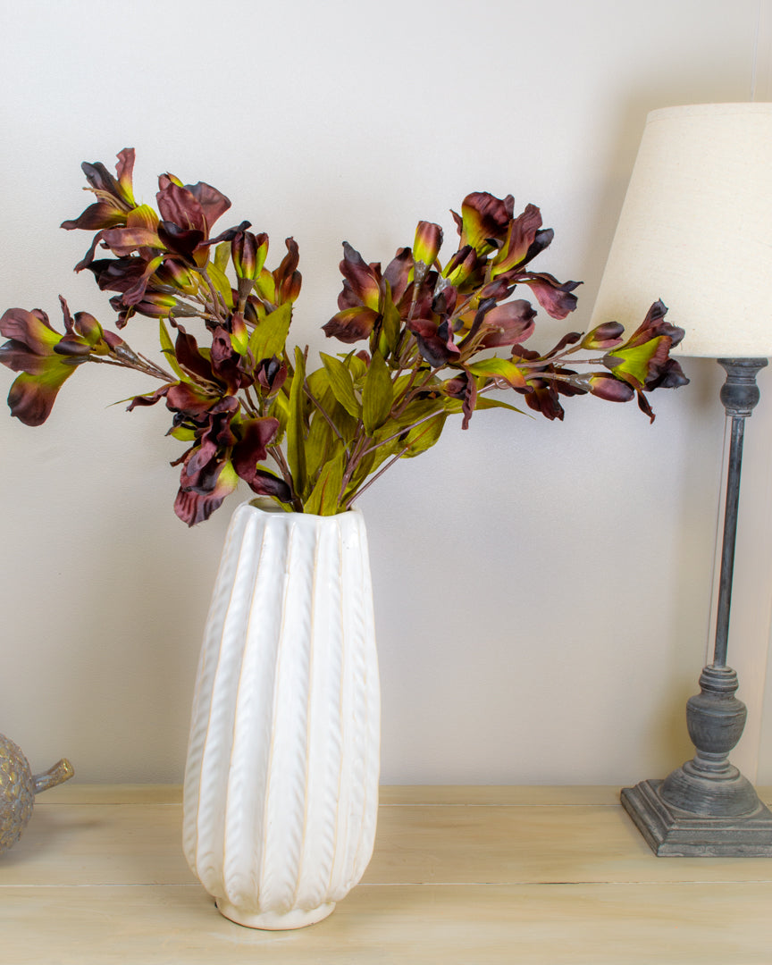 Chocolate Alstroemeria Lily Spray