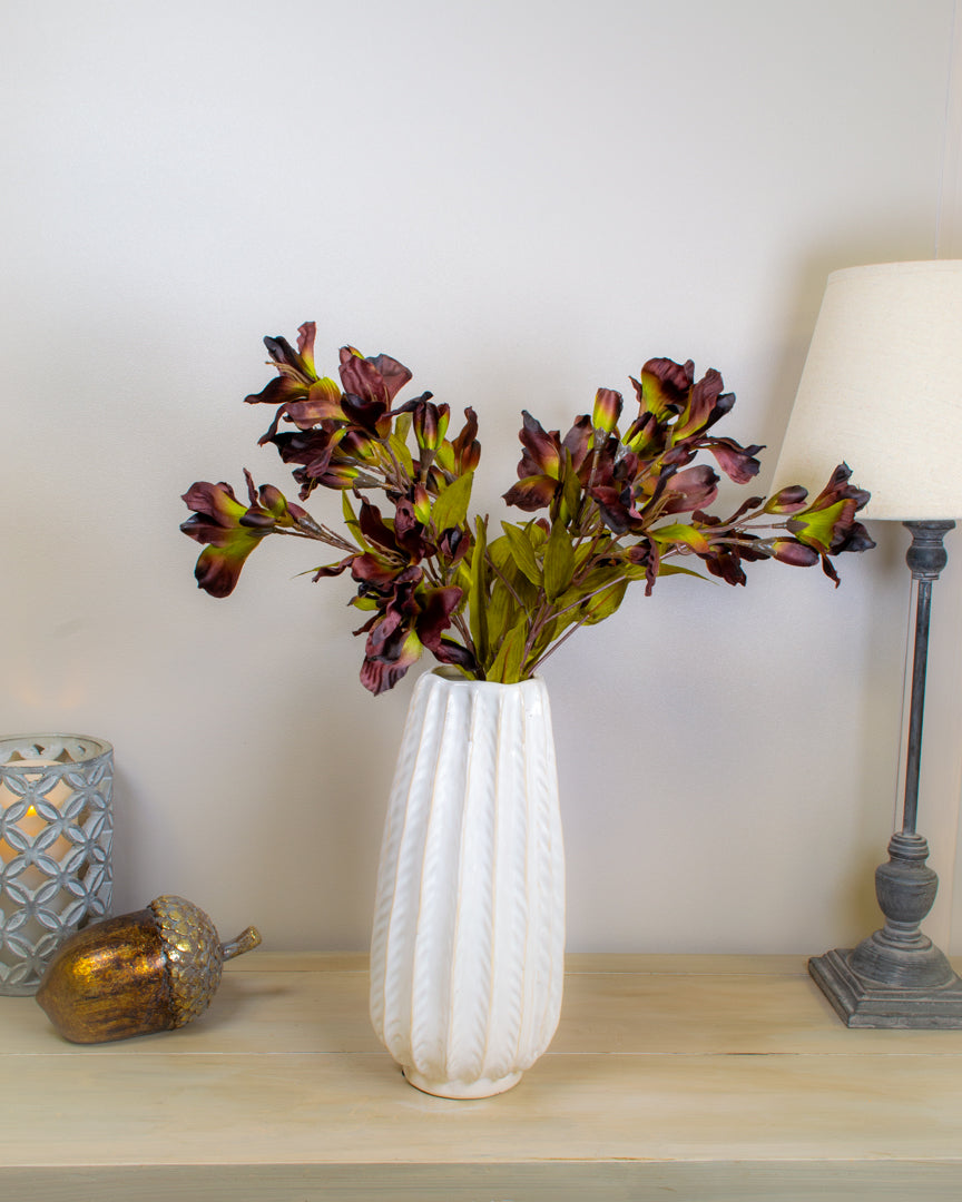 Chocolate Alstroemeria Lily Spray