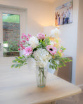 Load image into Gallery viewer, Letterbox Bouquet - Pretty Pinks
