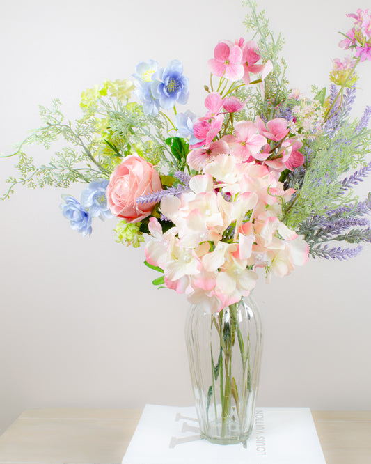 Letterbox Bouquet - Bright & Cheerful