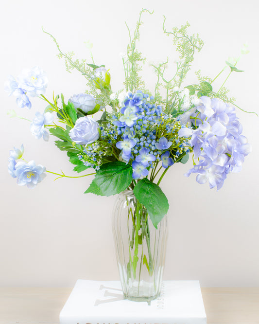 Letterbox Bouquet - Forget Me Not