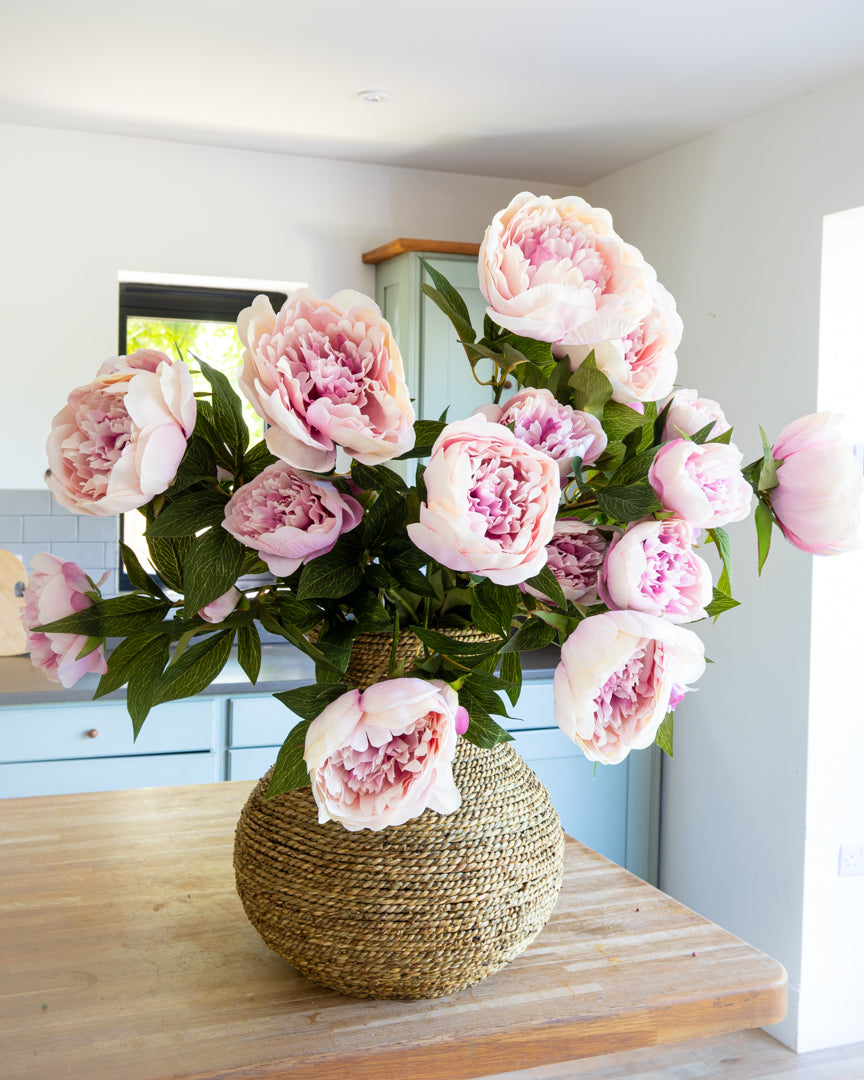 Deluxe Blush Peony Bouquet