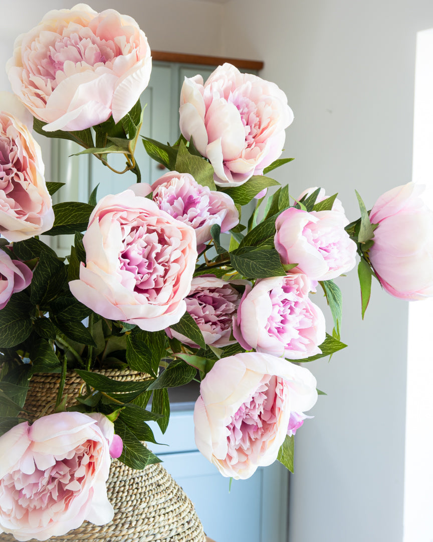 Deluxe Blush Peony Bouquet
