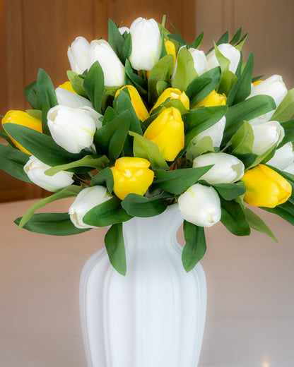 Large Tulip Posy - Yellow & Cream