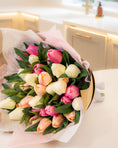 Load image into Gallery viewer, Large Tulip Posy - Pinks
