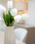 Load image into Gallery viewer, White Tulip Bunch (set of 7)
