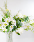 Load image into Gallery viewer, Letterbox Bouquet - Classic Whites
