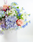 Load image into Gallery viewer, Darcy Bouquet
