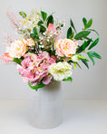 Load image into Gallery viewer, Beverly Bouquet
