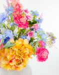 Load image into Gallery viewer, Davina Bouquet
