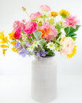 Load image into Gallery viewer, Daniella Bouquet
