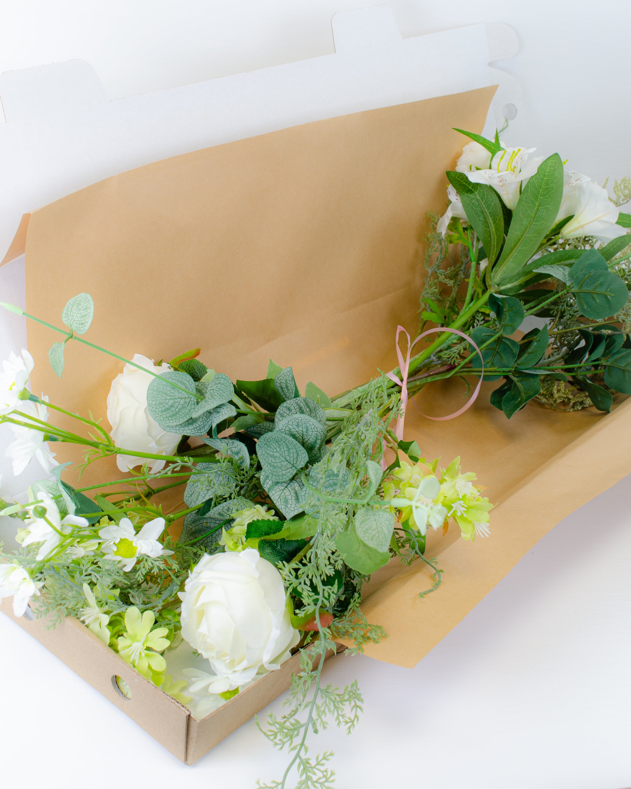 Letterbox Bouquet - Classic Whites