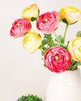 Load image into Gallery viewer, Ranunculus Stem (2 colours)
