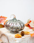 Load image into Gallery viewer, Glass Pumpkins (2 sizes)
