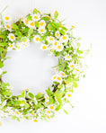 Load image into Gallery viewer, Daisy & Foliage Wreath
