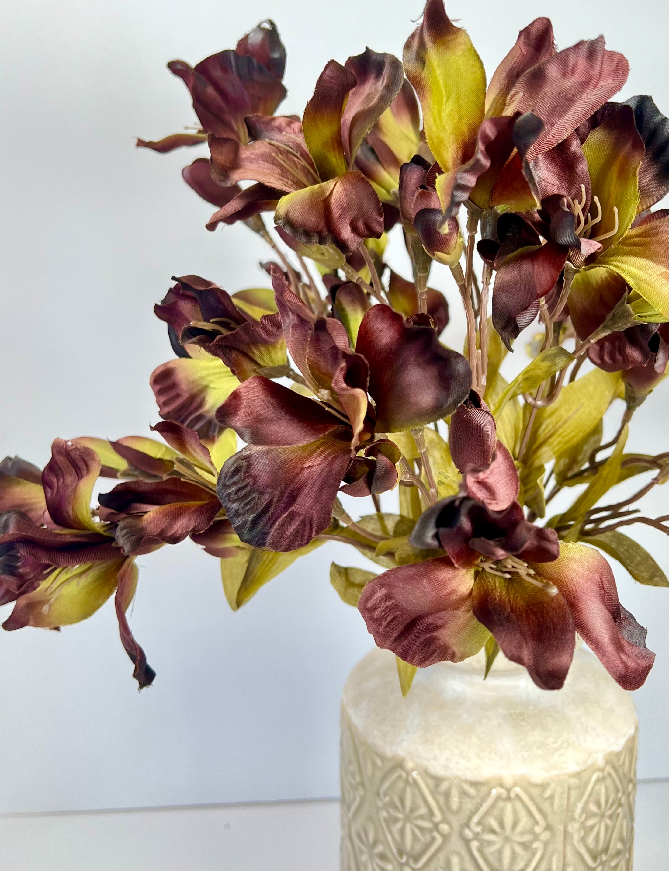 Chocolate Alstroemeria Lily Spray