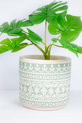 Load image into Gallery viewer, Patterned Planter - Green
