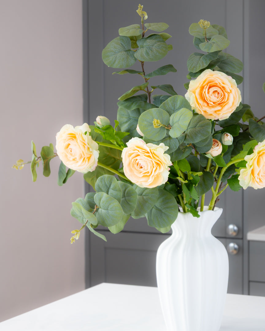 Real-Touch Ranunculus Stem - Apricot