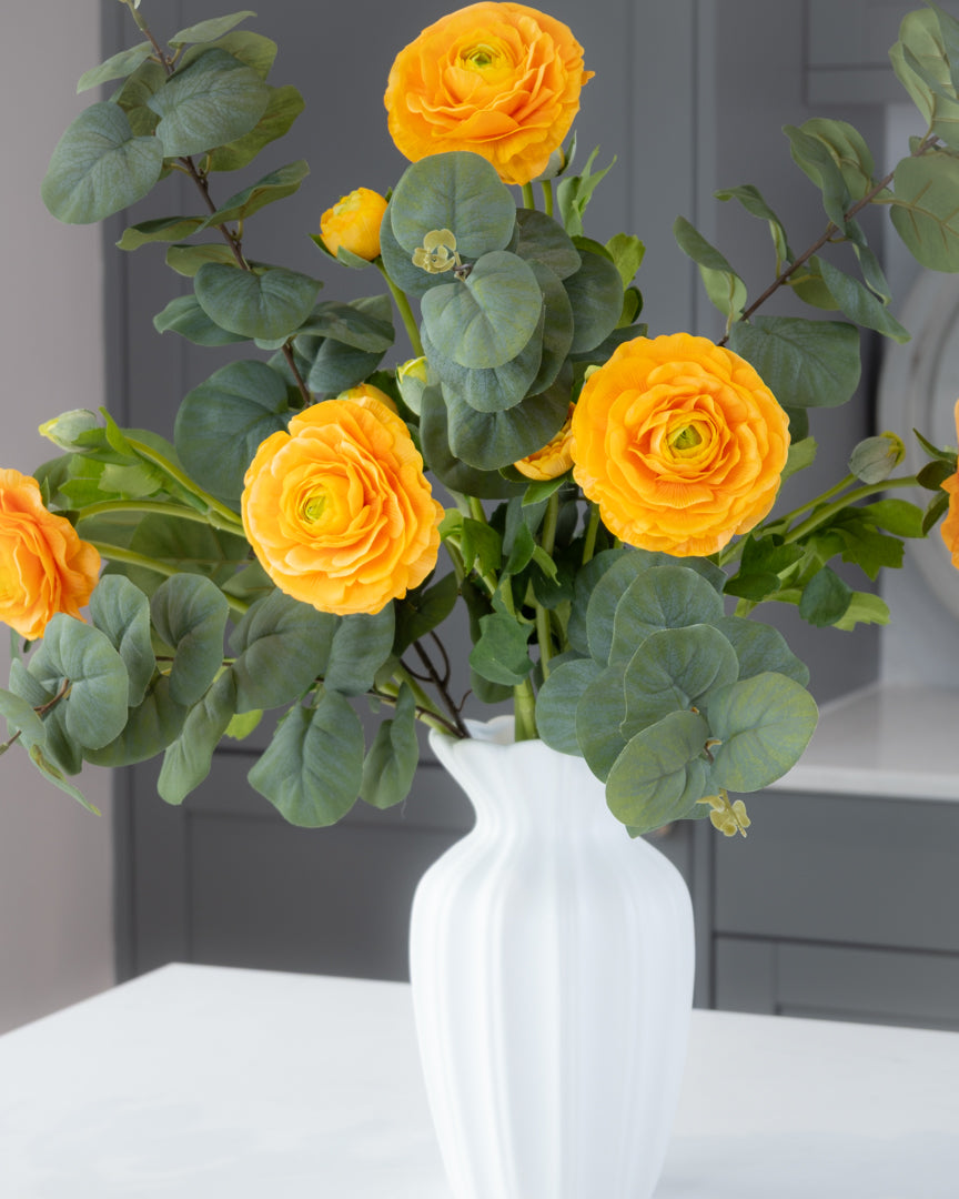 Real-Touch Ranunculus Stem - Clementine