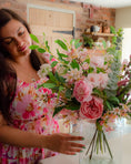 Load image into Gallery viewer, Luxury Pretty Pink Bouquet
